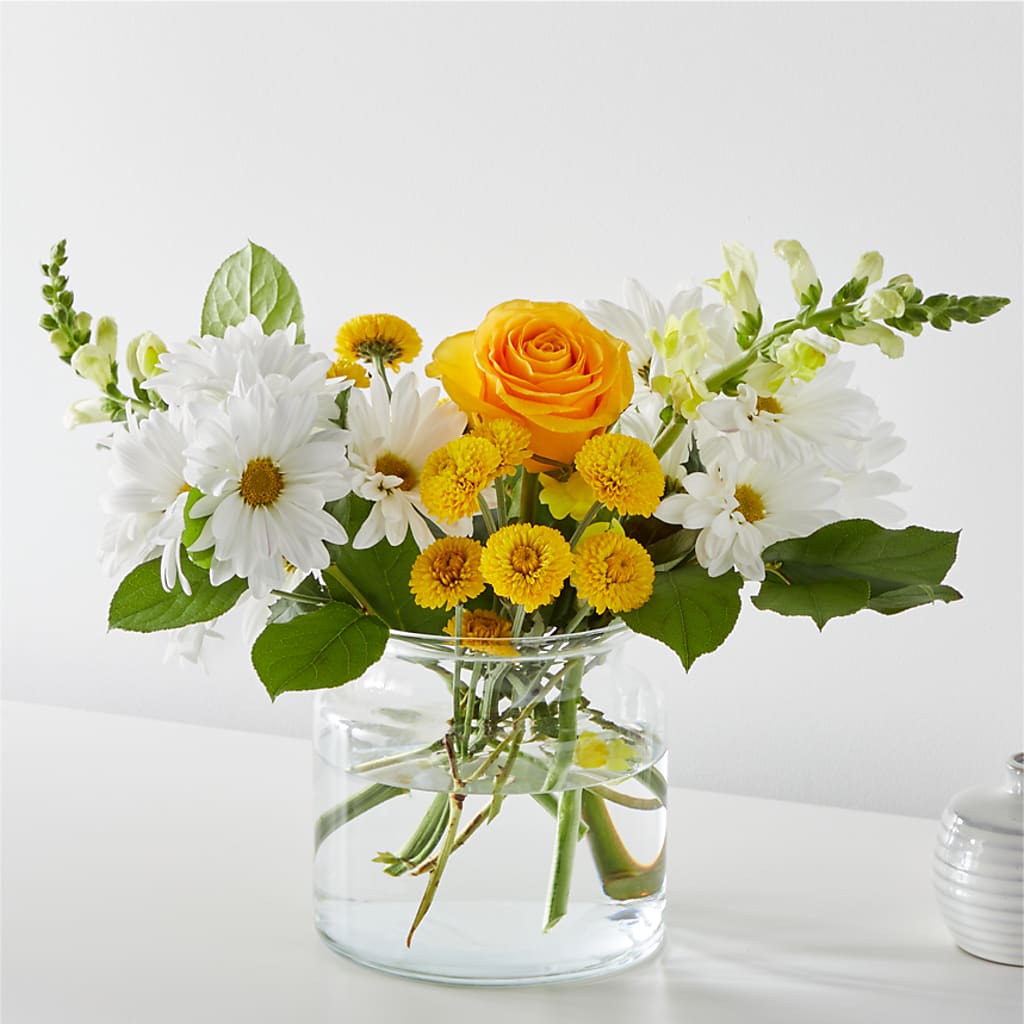 Sun Salutation Bouquet – The Owls Nest Florist, Clover SC