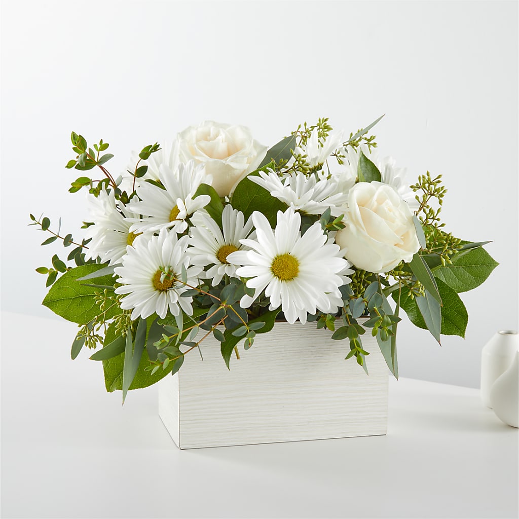 Fresh Linen Box Bouquet – The Owls Nest Florist, Clover SC