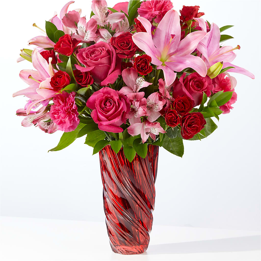 In Love Bouquet with Luxe Swirl Vase – The Owls Nest Florist, Clover SC