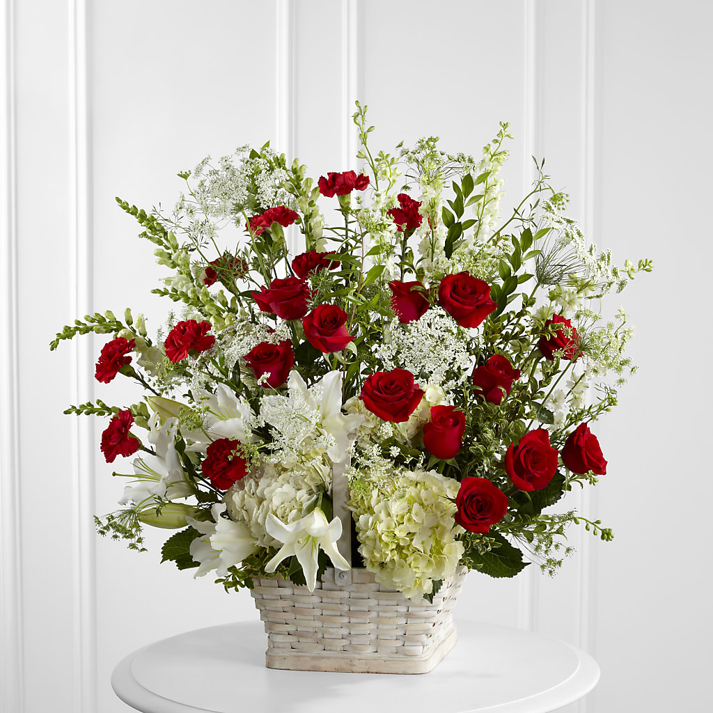 In Loving Memory Arrangement – The Owls Nest Florist, Clover SC