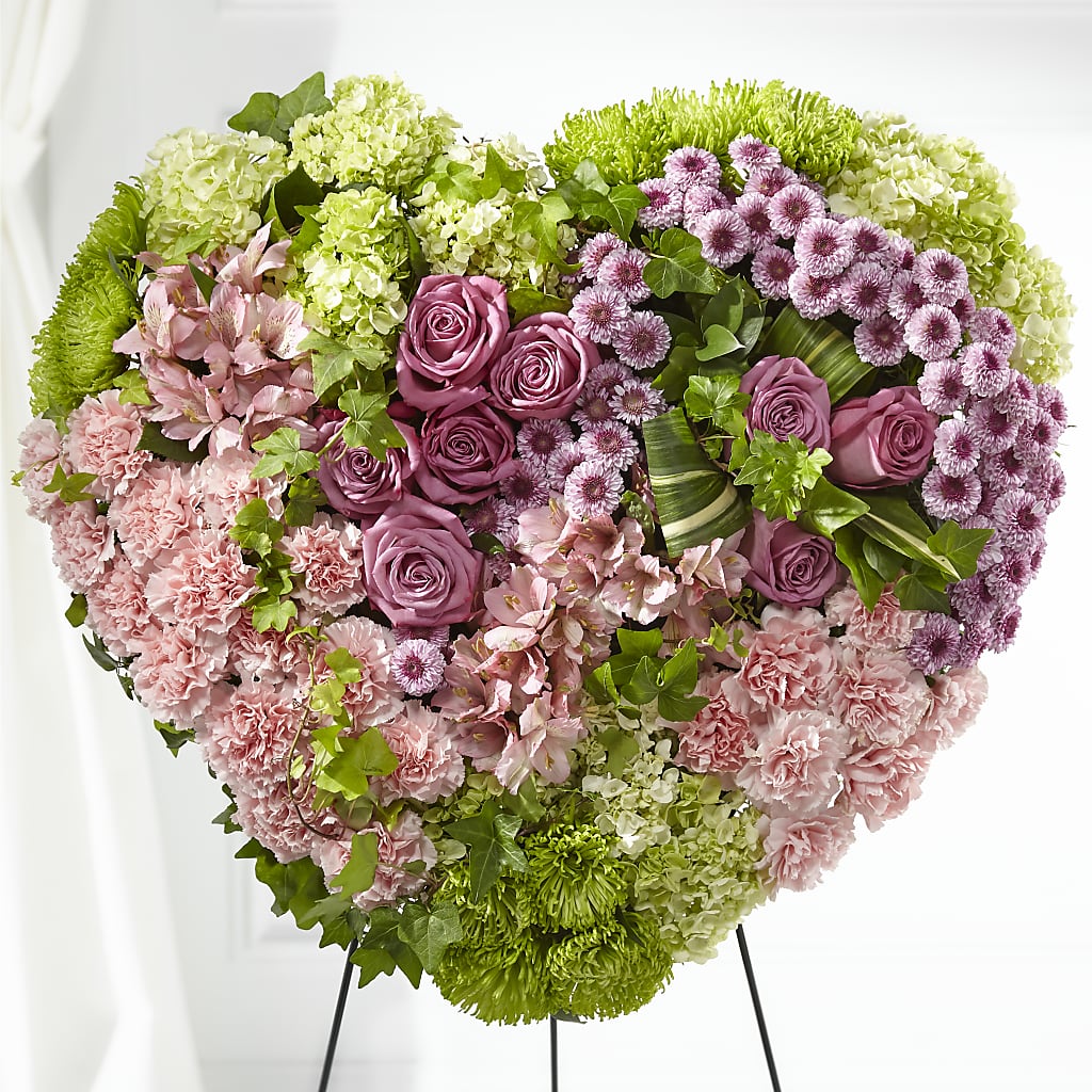 Heartwarming Standing Heart – The Owls Nest Florist, Clover SC