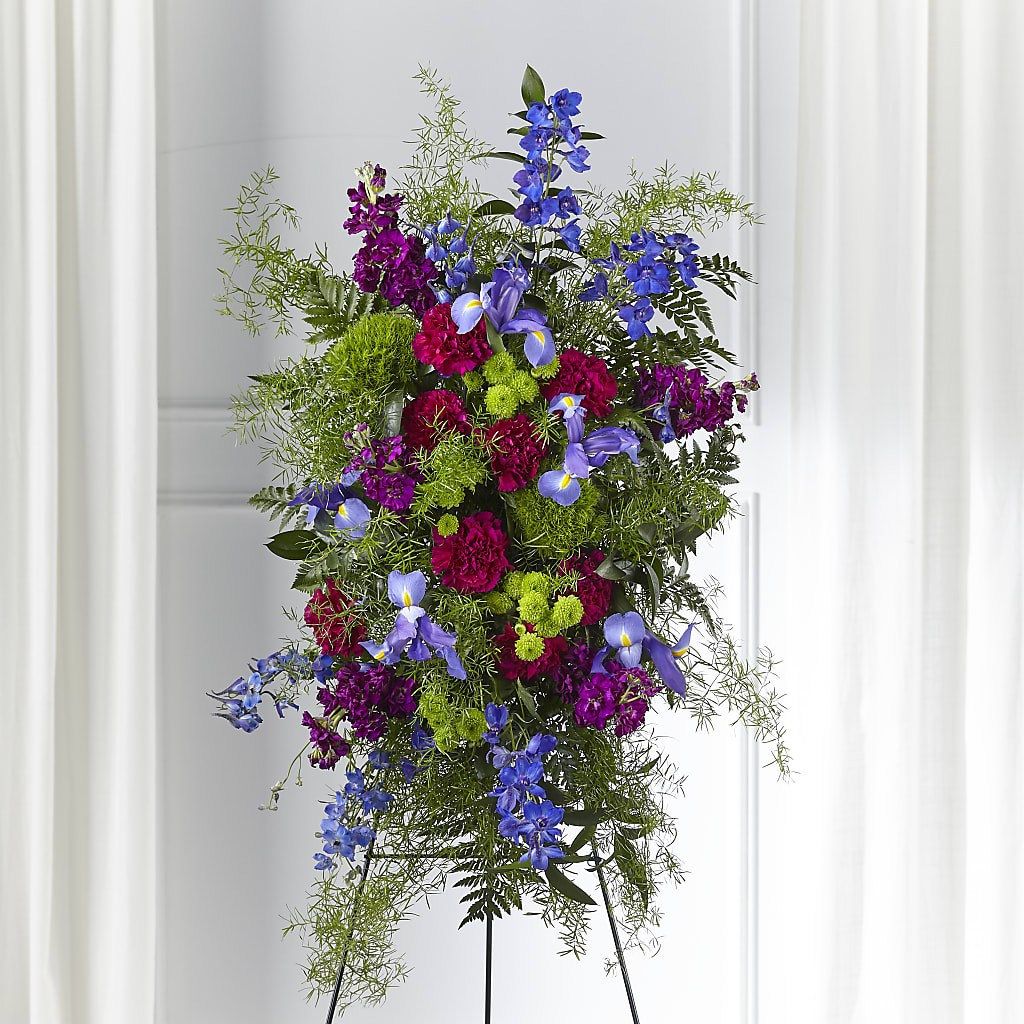 Heavenly Skies Standing Spray – The Owls Nest Florist, Clover SC