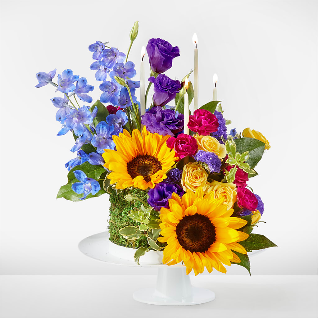 Star of the Day Floral Cake – The Owls Nest Florist, Clover SC