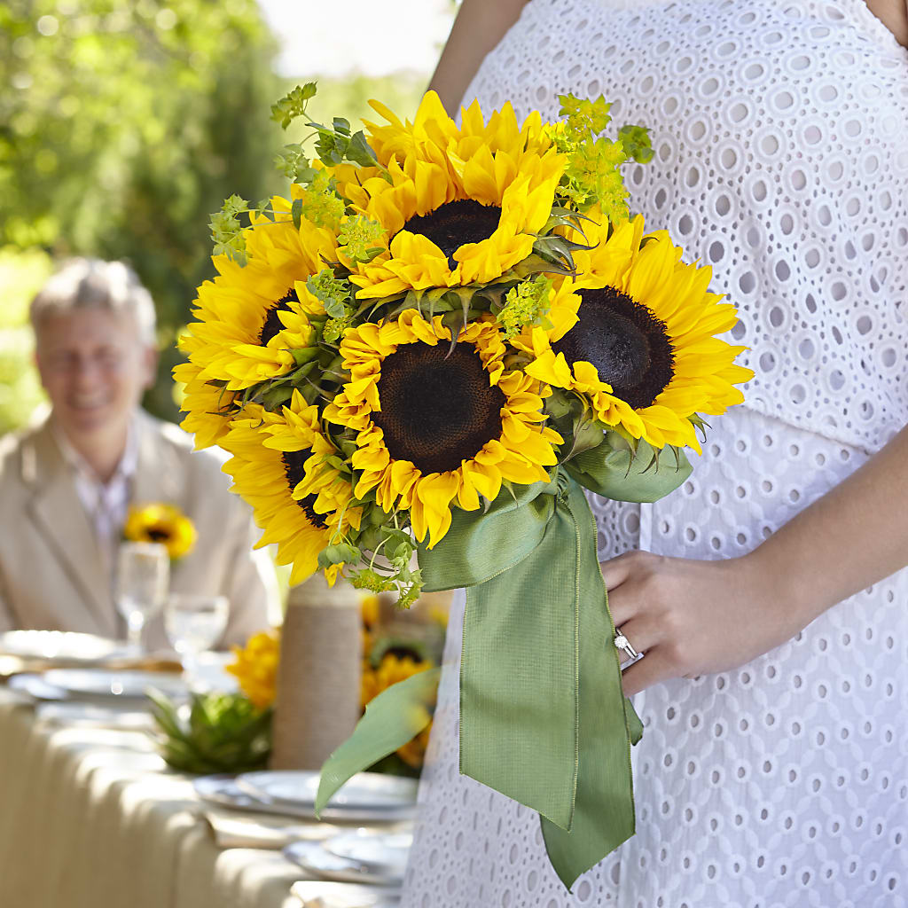 Free Spirit Bouquet – The Owls Nest Florist, Clover SC