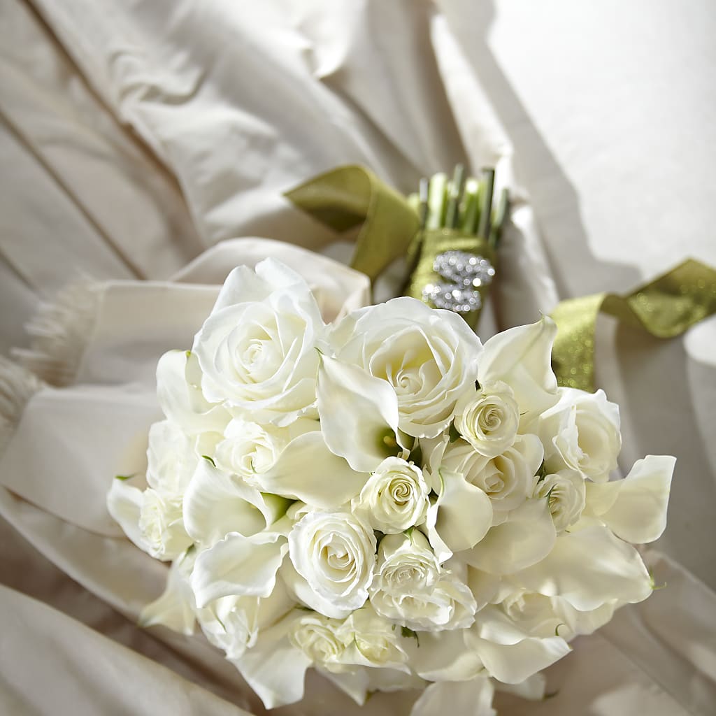 Serene Highness Bouquet – The Owls Nest Florist, Clover SC