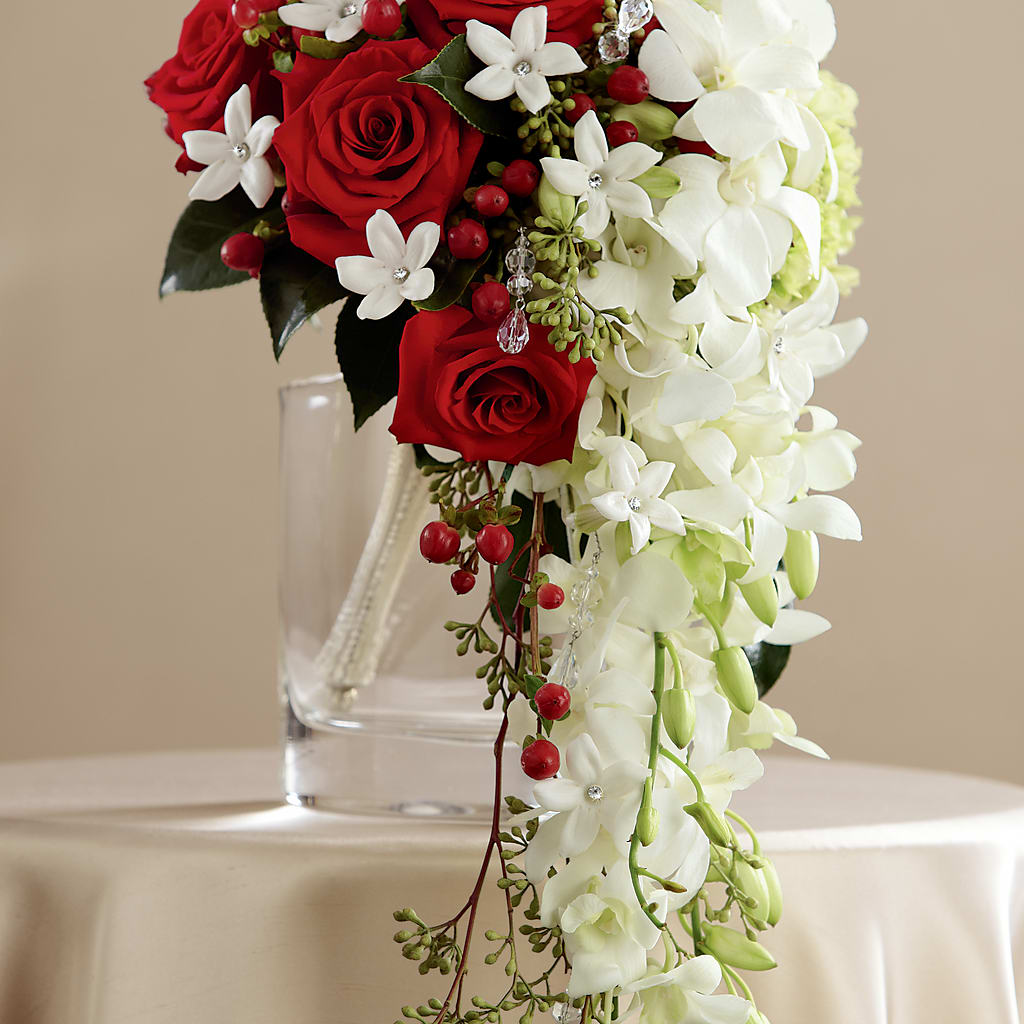 Here Comes the Bride Bouquet – The Owls Nest Florist, Clover SC