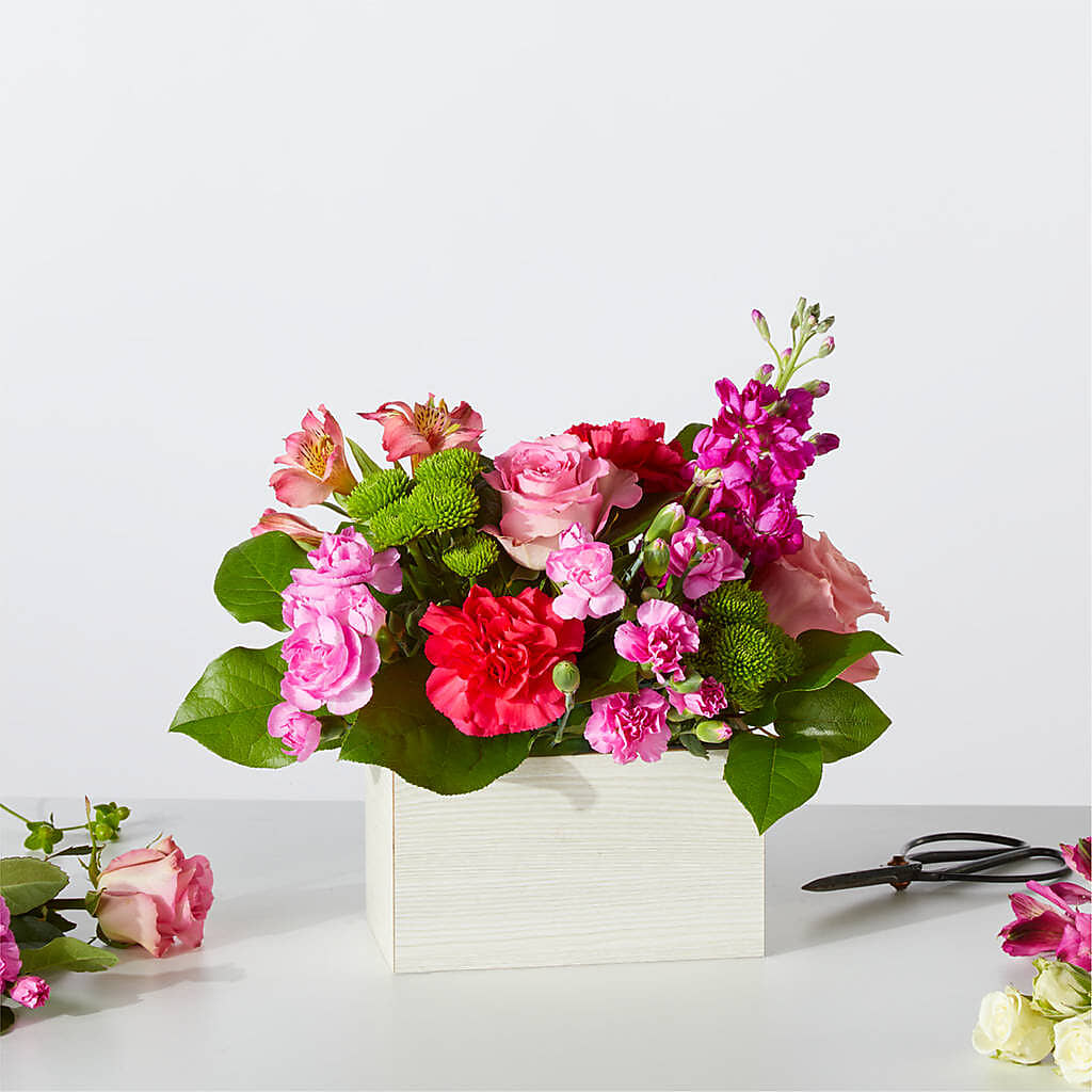 Sweetberry Box – A Florist Original –  The Owls Nest Florist, Clover SC