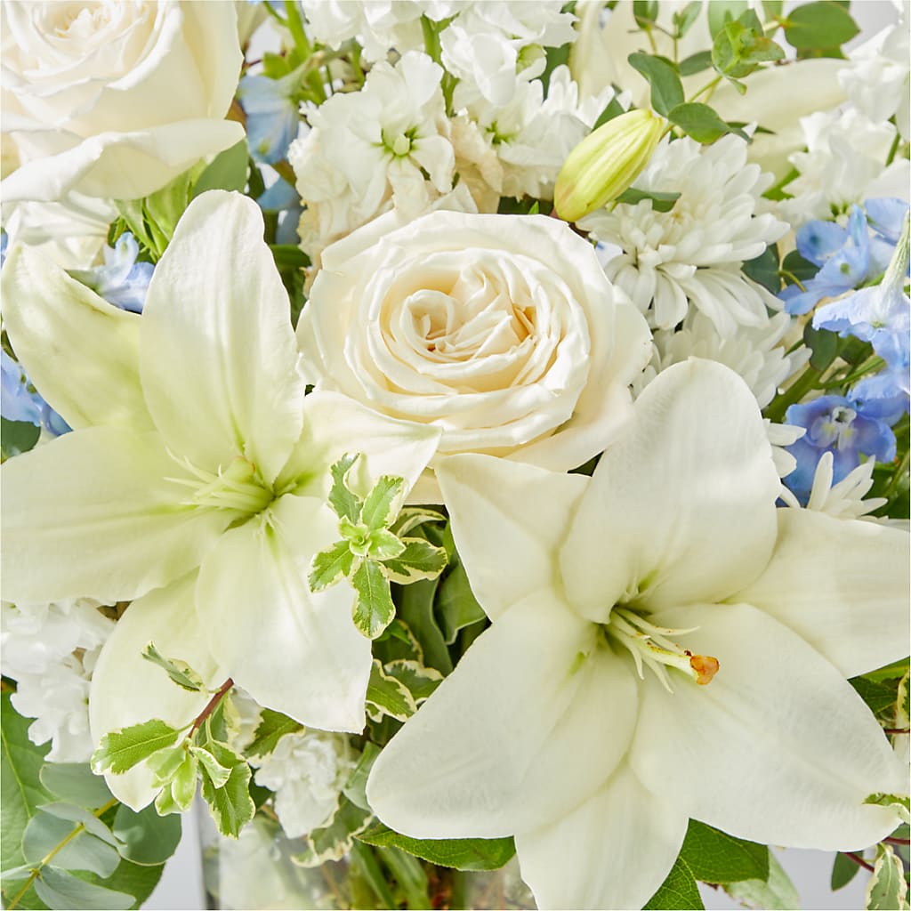 Peace of Mind Bouquet –  The Owls Nest Florist, Clover SC